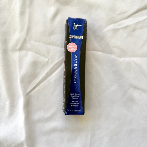 IT Cosmetics Superhero Waterproof Mascara - Picture 2 of 2